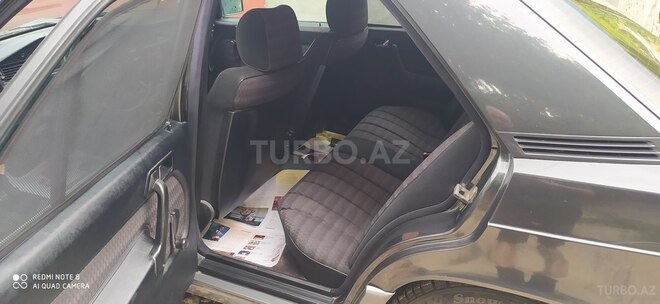 Mercedes 190 1991, 235,680 km - 2.0 l - Şəki