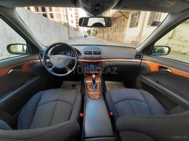Mercedes E 220 2005, 228,000 km - 2.2 l - Bakı