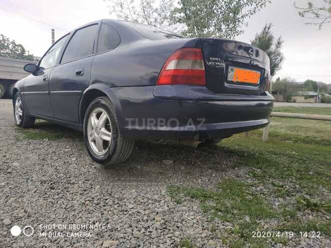Opel Vectra 1998, 300,000 km - 1.8 l - Mingəçevir
