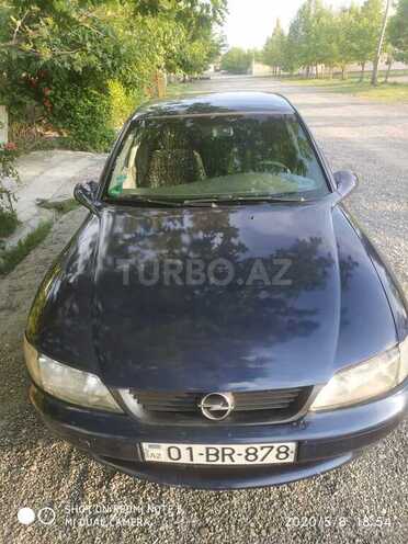 Opel Vectra 1998, 300,000 km - 1.8 l - Mingəçevir