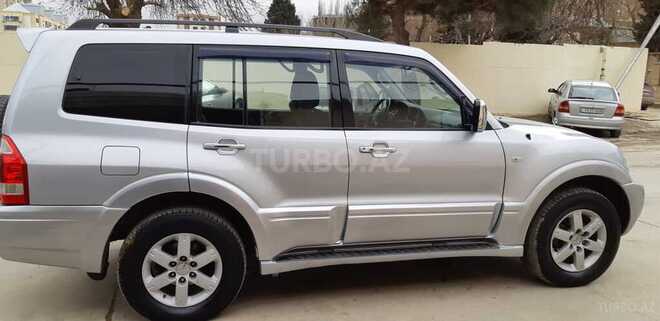 Mitsubishi Pajero 2006, 320,000 km - 3.2 l - Bakı