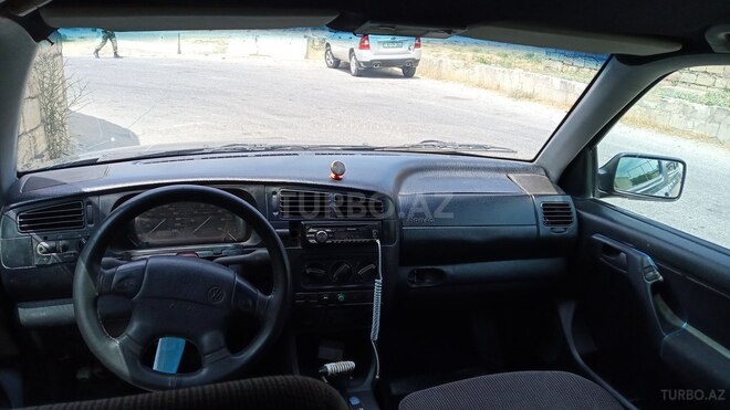 Volkswagen Golf 1996, 111,000 km - 2.0 l - Bakı
