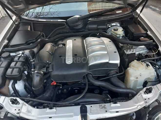 Mercedes E 220 2001, 296,328 km - 2.2 l - Bakı