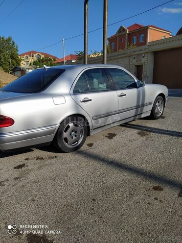 Mercedes E 230 1997, 423,876 km - 2.3 l - Bakı