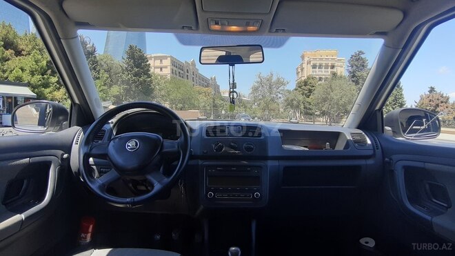 Skoda Fabia 2013, 245,000 km - 1.2 l - Bakı