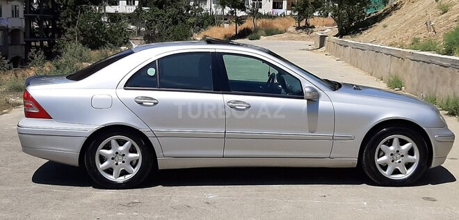 Mercedes C 180 2004, 285,000 km - 1.8 l - Bakı