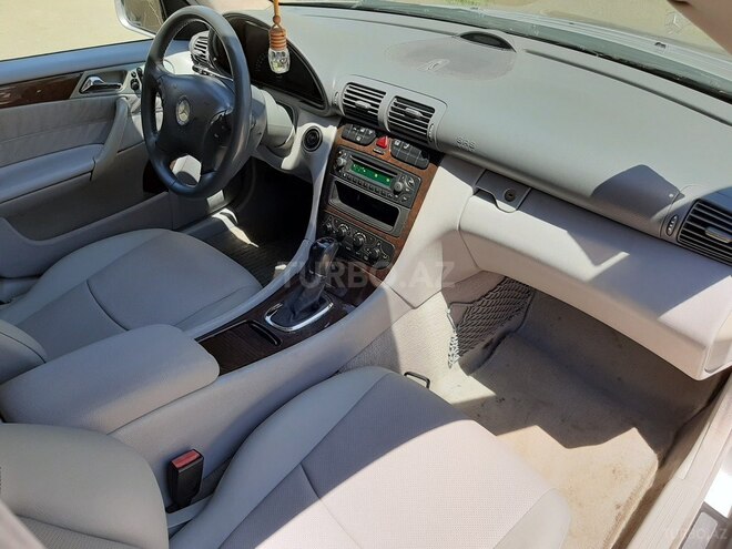 Mercedes C 180 2004, 285,000 km - 1.8 l - Bakı