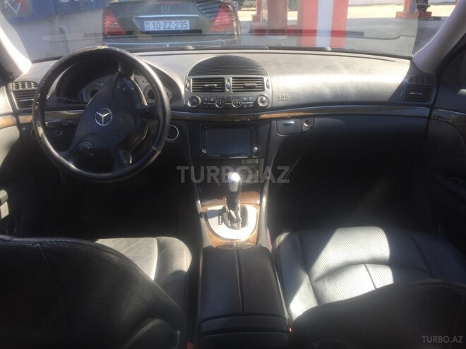 Mercedes E 240 2002, 430,000 km - 2.6 l - Bakı