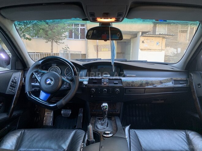 BMW 530 2005, 275,000 km - 3.0 л - Bakı