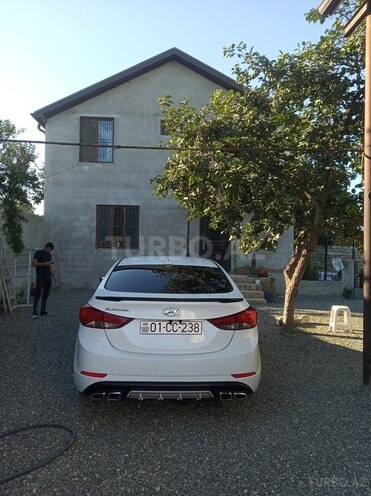 Hyundai Elantra 2015, 150,000 km - 1.8 l - Bakı