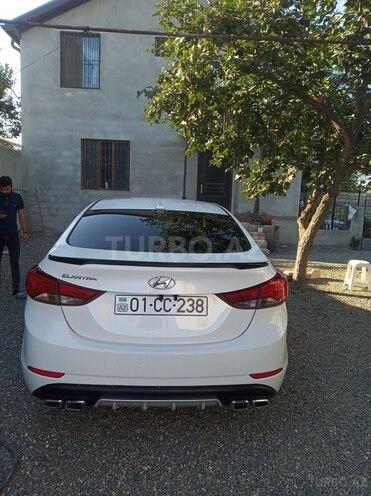 Hyundai Elantra 2015, 150,000 km - 1.8 l - Bakı