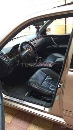 Mercedes E 240 1999, 260,000 km - 2.4 l - Şəmkir