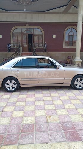 Mercedes E 240 1999, 260,000 km - 2.4 l - Şəmkir