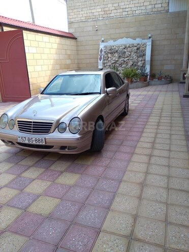 Mercedes E 240 1999, 260,000 km - 2.4 l - Şəmkir