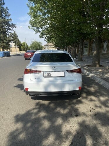 Lexus IS 200 2017, 56,000 km - 2.2 l - Gəncə