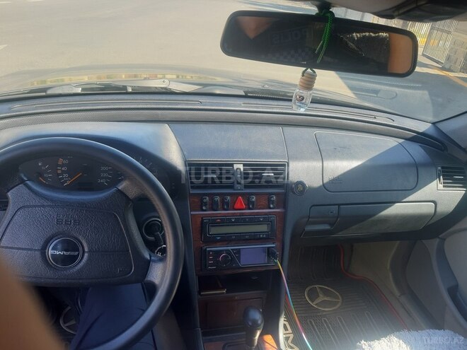 Mercedes C 200 1999, 350,000 km - 2.0 l - Bakı