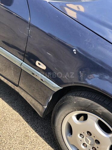 Mercedes C 180 1999, 299,222 km - 1.8 l - Bakı