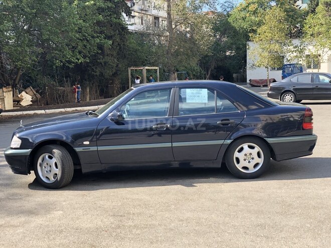 Mercedes C 180 1999, 299,222 km - 1.8 l - Bakı