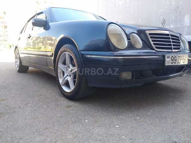 Mercedes E 220 2000, 312,000 km - 2.2 l - Bakı