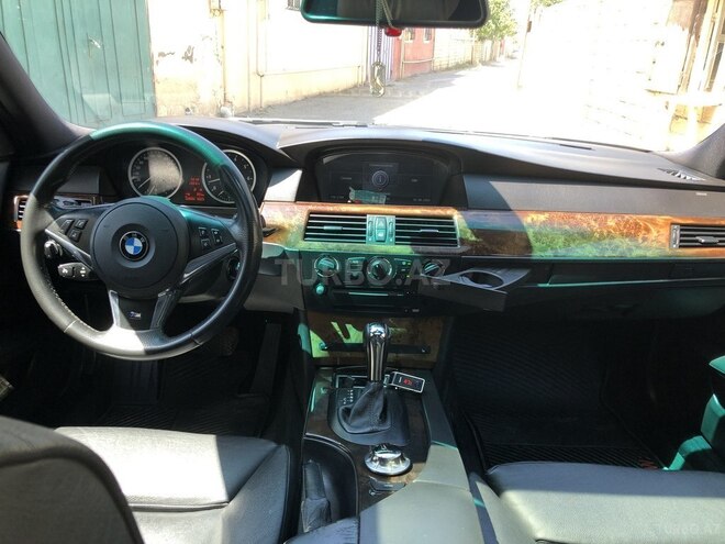 BMW 530 2003, 330,000 km - 3.0 l - Bakı