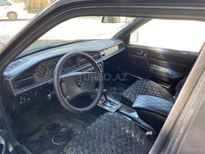 Mercedes 190 1990, 220,642 km - 2.0 l - Bakı