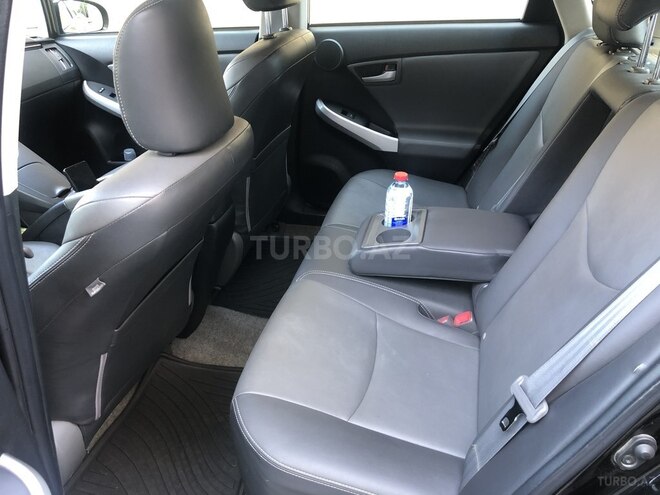 Toyota Prius 2013, 60,000 km - 1.8 l - Bakı