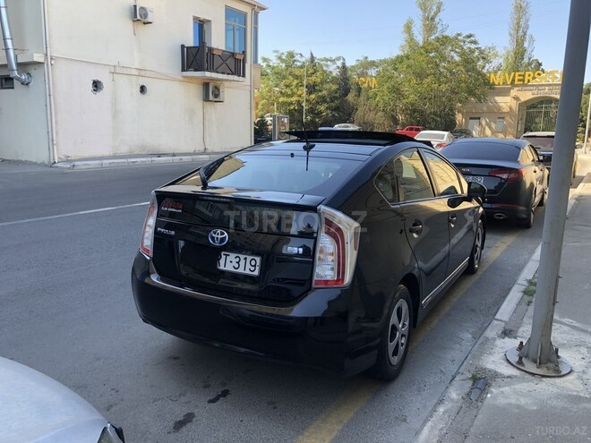 Toyota Prius 2013, 60,000 km - 1.8 l - Bakı