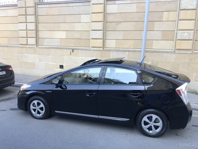 Toyota Prius 2013, 60,000 km - 1.8 l - Bakı