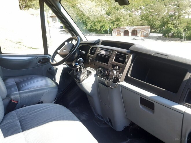 Ford Transit 2013, 160,000 km - 2.2 l - Şəki