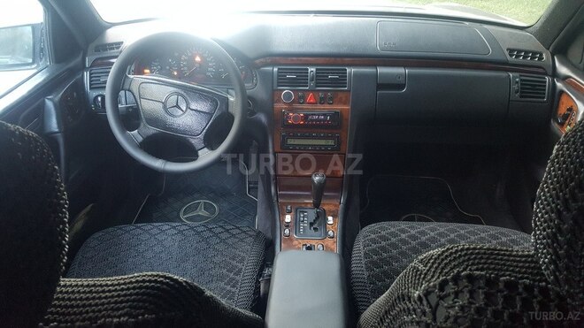 Mercedes E 290 1997, 480,000 km - 2.9 l - Sumqayıt