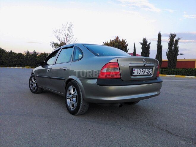Opel Vectra 1996, 490,000 km - 1.8 l - Bakı