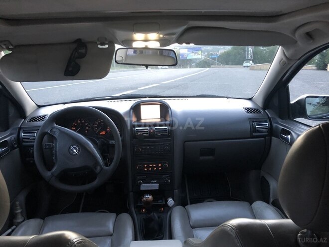 Opel Astra 2001, 591,000 km - 2.2 l - Qusar