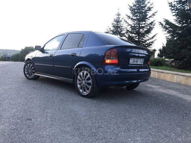 Opel Astra 2001, 591,000 km - 2.2 l - Qusar