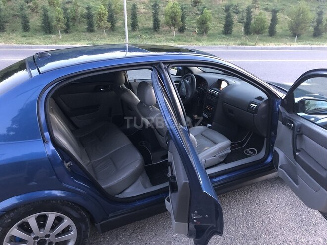 Opel Astra 2001, 591,000 km - 2.2 l - Qusar