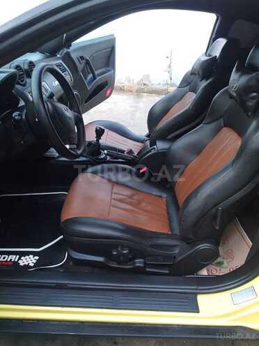 Hyundai Coupe 2003, 220,000 km - 2.7 l - Yevlax