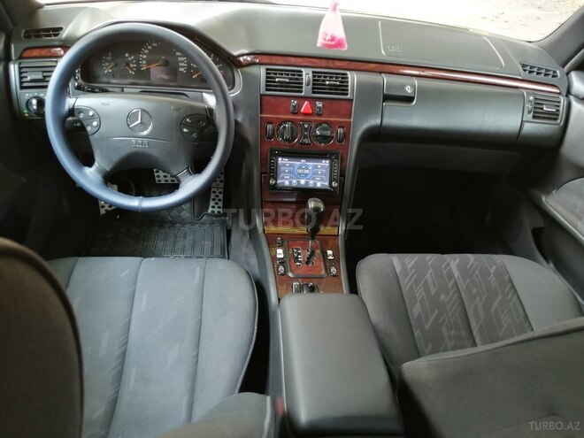 Mercedes E 220 2000, 471,603 km - 2.2 l - Ağcabədi