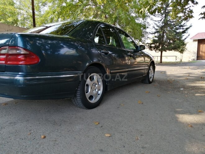 Mercedes E 220 2000, 471,603 km - 2.2 l - Ağcabədi