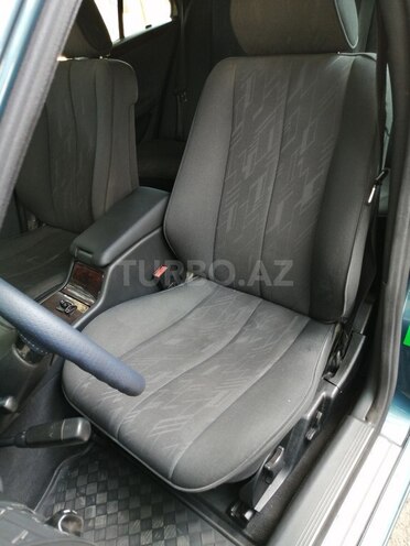 Mercedes E 220 2000, 471,603 km - 2.2 l - Ağcabədi