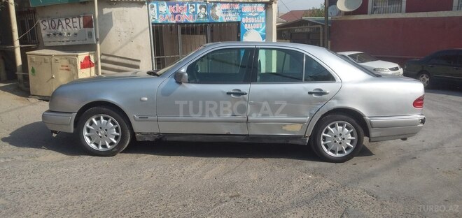 Mercedes E 230 1995, 476,604 km - 2.3 l - Bakı