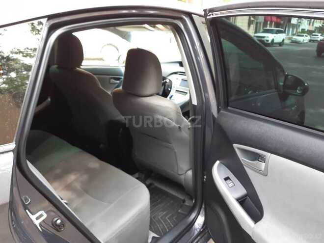 Toyota Prius 2014, 132,211 km - 1.8 l - Bakı