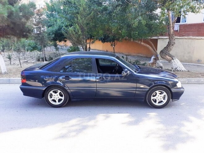 Mercedes C 200 1999, 212,121 km - 2.0 l - Sumqayıt