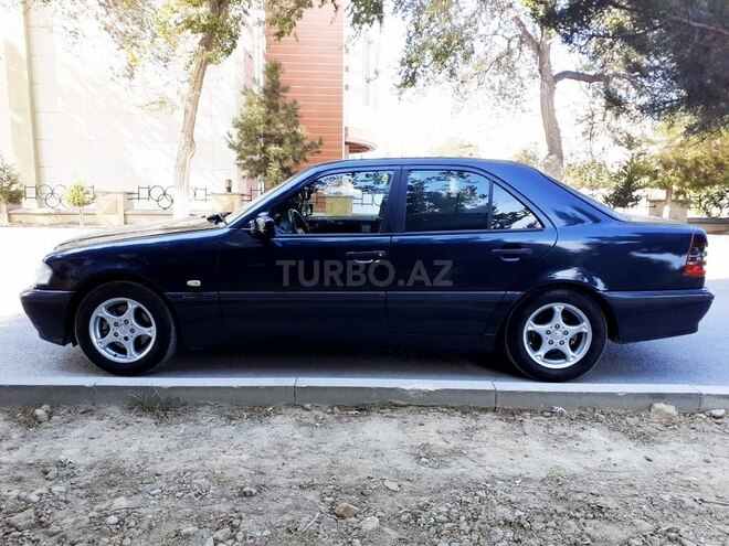 Mercedes C 200 1999, 212,121 km - 2.0 l - Sumqayıt