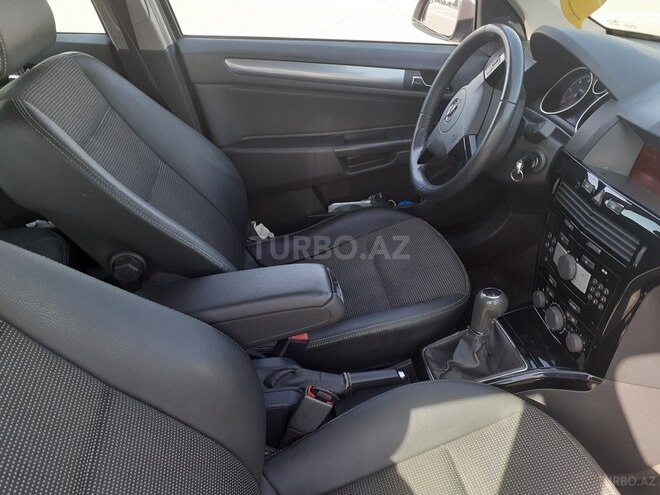 Opel Astra 2007, 214,000 km - 1.7 l - Gəncə
