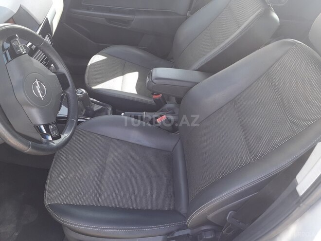 Opel Astra 2007, 214,000 km - 1.7 l - Gəncə