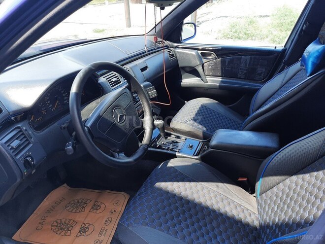 Mercedes E 230 1996, 374,000 km - 2.3 l - Bakı