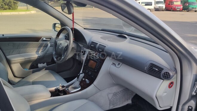 Mercedes C 240 2000, 335,000 km - 2.6 л - Gəncə
