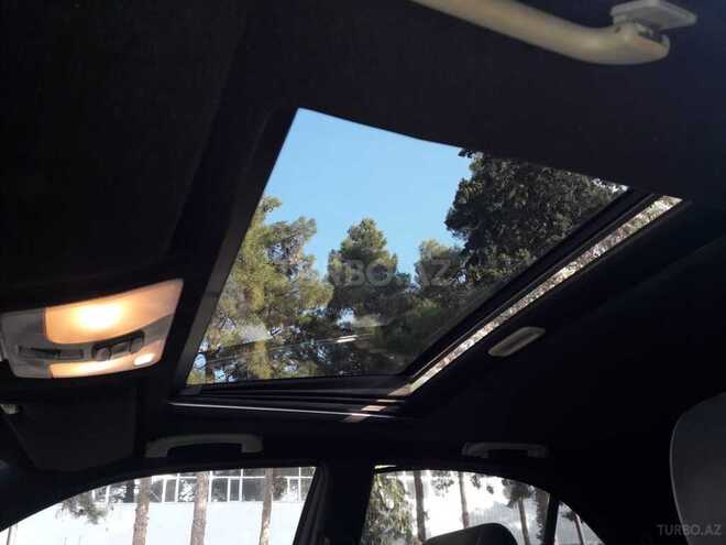 Mercedes E 240 2000, 250,012 km - 2.6 l - Salyan