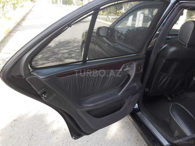 Mercedes E 240 2000, 250,012 km - 2.6 l - Salyan
