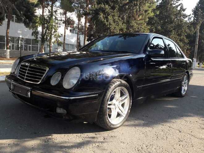 Mercedes E 240 2000, 250,012 km - 2.6 l - Salyan