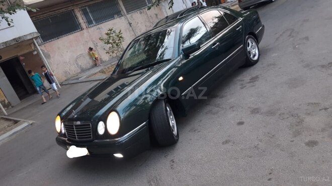 Mercedes E 200 1999, 289,000 km - 2.0 l - Bakı